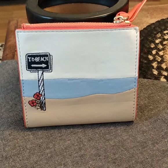 NWOT Tory Butch Embroidered West Coast Mini Leather Wallet - Picture 2 of 8